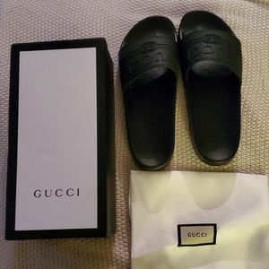 GUCCI Black slides